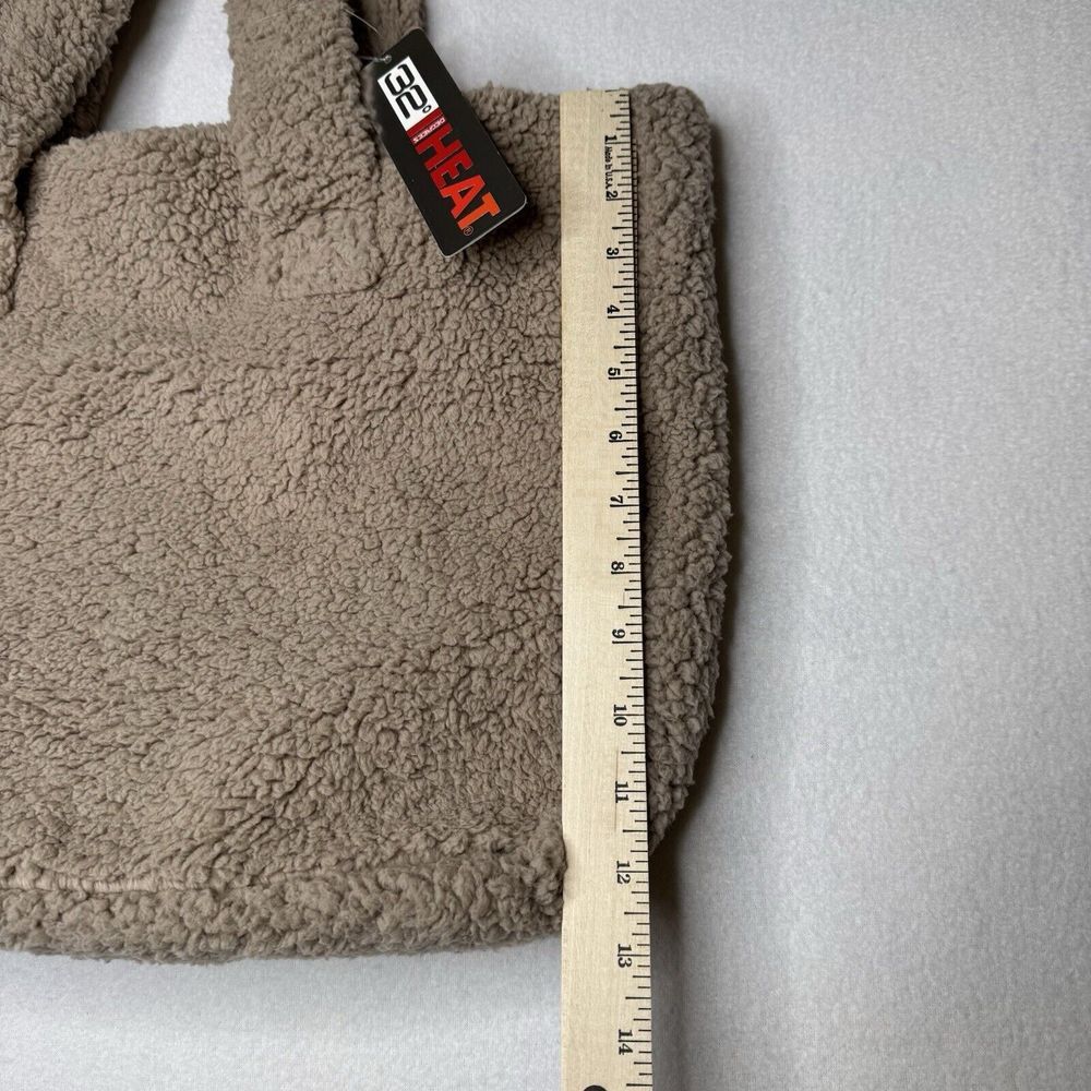 32 Degrees Heat NWT‎ Sherpa Fleece Tote Bag Taupe/Tan Snap Closure - Picture 5 of 12